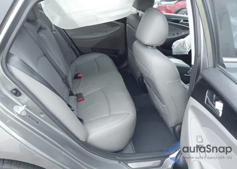 2013 Hyundai Sonata Limited z USA, uszkodzony, nr VIN 5NPEC4AC6DH673347